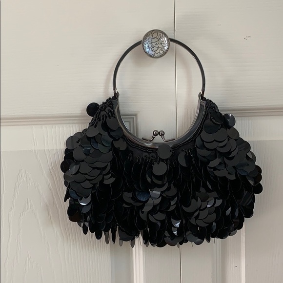 BCBG clutch - Picture 2 of 4